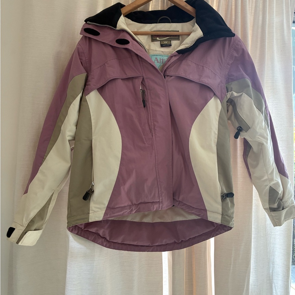 Obermeyer snow/ski jack Purple and Cream Hooded Jacket